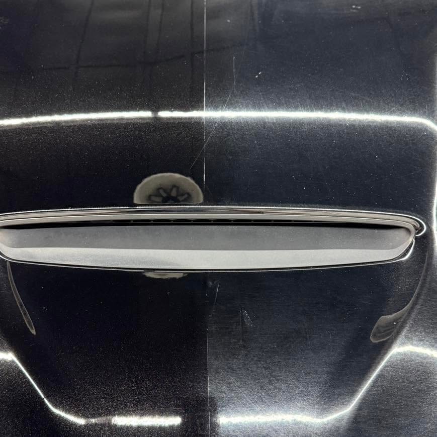 Pickup truck exterior detail